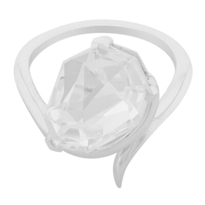 Zilveren ring met een witte kwarts (TPC)