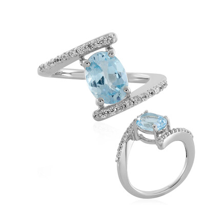 Zilveren ring met een hemel-blauwe topaas