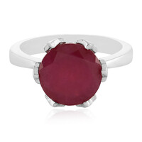 Zilveren ring met een Madagaskar Robijn