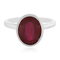Zilveren ring met een Madagaskar Robijn