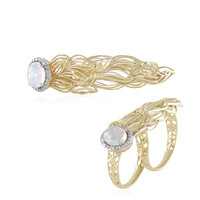 Gouden ring met een Welo-opaal (Ornaments by de Melo)