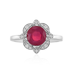 Zilveren ring met een Madagaskar Robijn