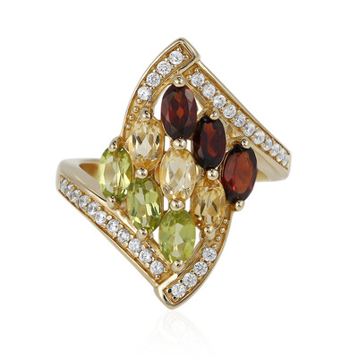 Zilveren ring met granaten
