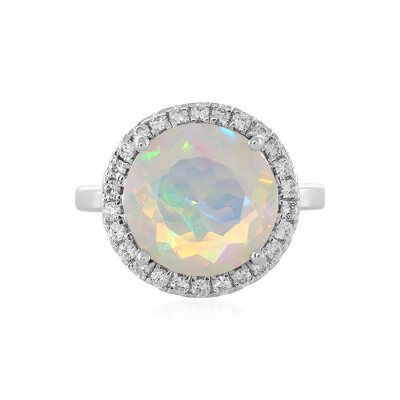 Zilveren ring met een Welo-opaal