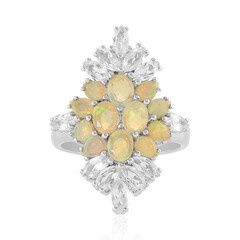 Zilveren ring met Welo-opalen