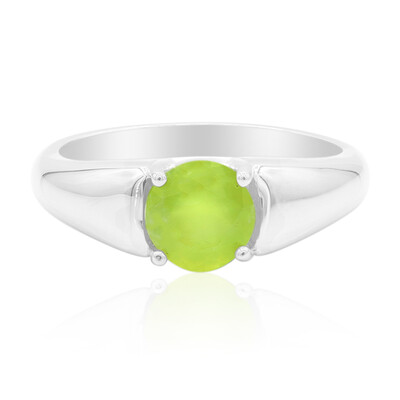 Zilveren ring met een Braziliaanse Groene Opaal