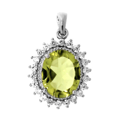Zilveren hanger met een Ouro Verde kwarts