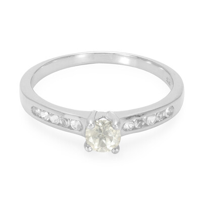 Zilveren ring met een zilveren zonnesteen