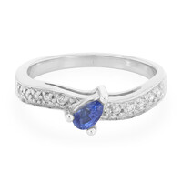 Zilveren ring met een kyaniet