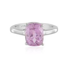 Zilveren ring met een kunziet