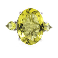Zilveren ring met een Ouro Verde kwarts