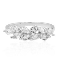 Zilveren ring met witte topaasstenen