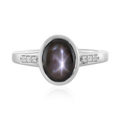 Zilveren ring met een zwarte ster saffier