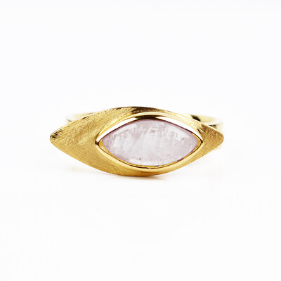 Zilveren ring met een Witte Labradoriet
