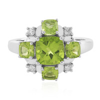 Zilveren ring met een peridoot