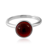Zilveren ring met een Rode Colombiaanse Barnsteen