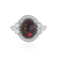Zilveren ring met een Mezezo opaal