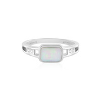 Zilveren ring met een Welo-opaal