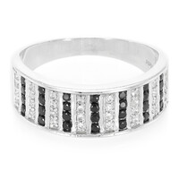 Zilveren ring met zwarte spinelstenen
