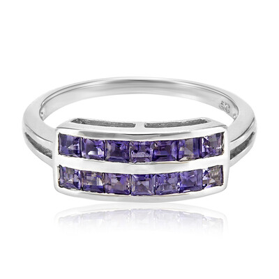 Zilveren ring met Ceylon iolieten