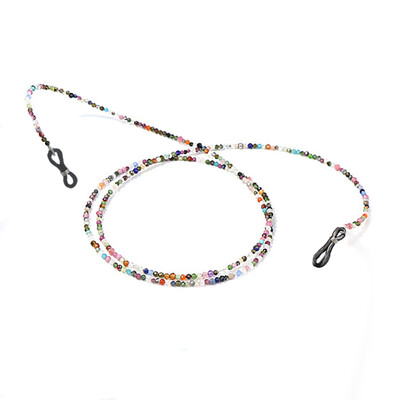 Zilveren accessoire met edelstenen