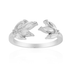 Zilveren ring met witte topaasstenen