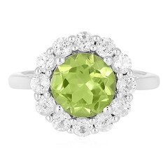 Zilveren ring met een peridoot