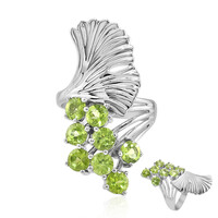 Zilveren ring met Jilin Peridoten
