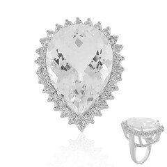 Zilveren ring met een witte kwarts