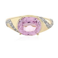 Gouden ring met een kunziet (La Revelle)