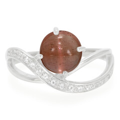 Zilveren ring met een kattenoog-scapoliet