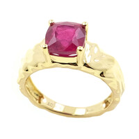 Gouden ring met een Madagaskar Robijn (de Melo)
