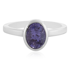 Zilveren ring met een tanzaniet