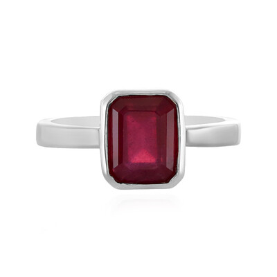 Zilveren ring met een Madagaskar Robijn
