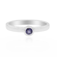 Zilveren ring met een ioliet