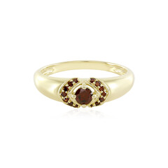 Gouden ring met een PK rode diamant
