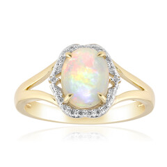 Gouden ring met een Braziliaanse witte opaal