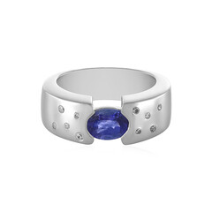 Zilveren ring met een tanzaniet