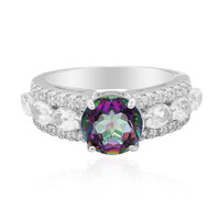 Zilveren ring met een mystieke kwarts