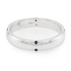 Zilveren ring met zwarte spinelstenen