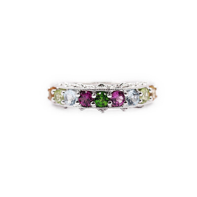 Zilveren ring met hemel-blauwe topaasstenen