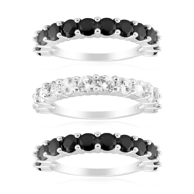 Zilveren ring met zwarte spinelstenen