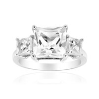 Zilveren ring met een witte topaas