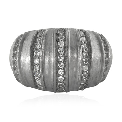 Zilveren ring met witte topaasstenen