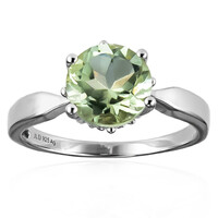Zilveren ring met een groene amethist