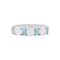 Zilveren ring met Welo-opalen