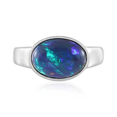 Zilveren ring met een Mezezo opaal