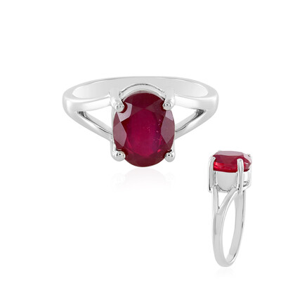 Zilveren ring met een Madagaskar Robijn