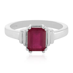 Zilveren ring met een Madagaskar Robijn