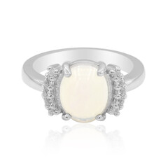 Zilveren ring met een Welo-opaal